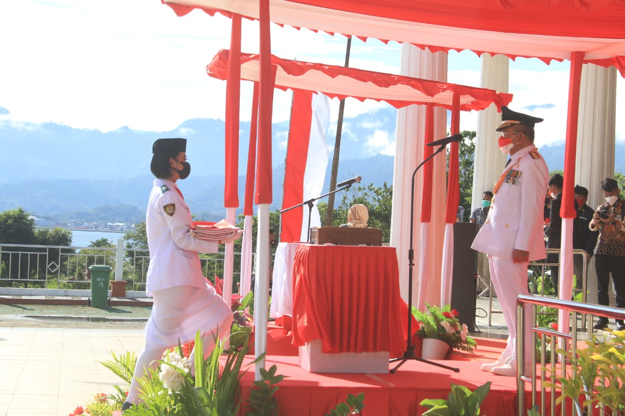 Upacara HUT RI ke-76, Gubernur Sulbar Harap Masyarakat Tabah Hadapi Pandemi Covid-19